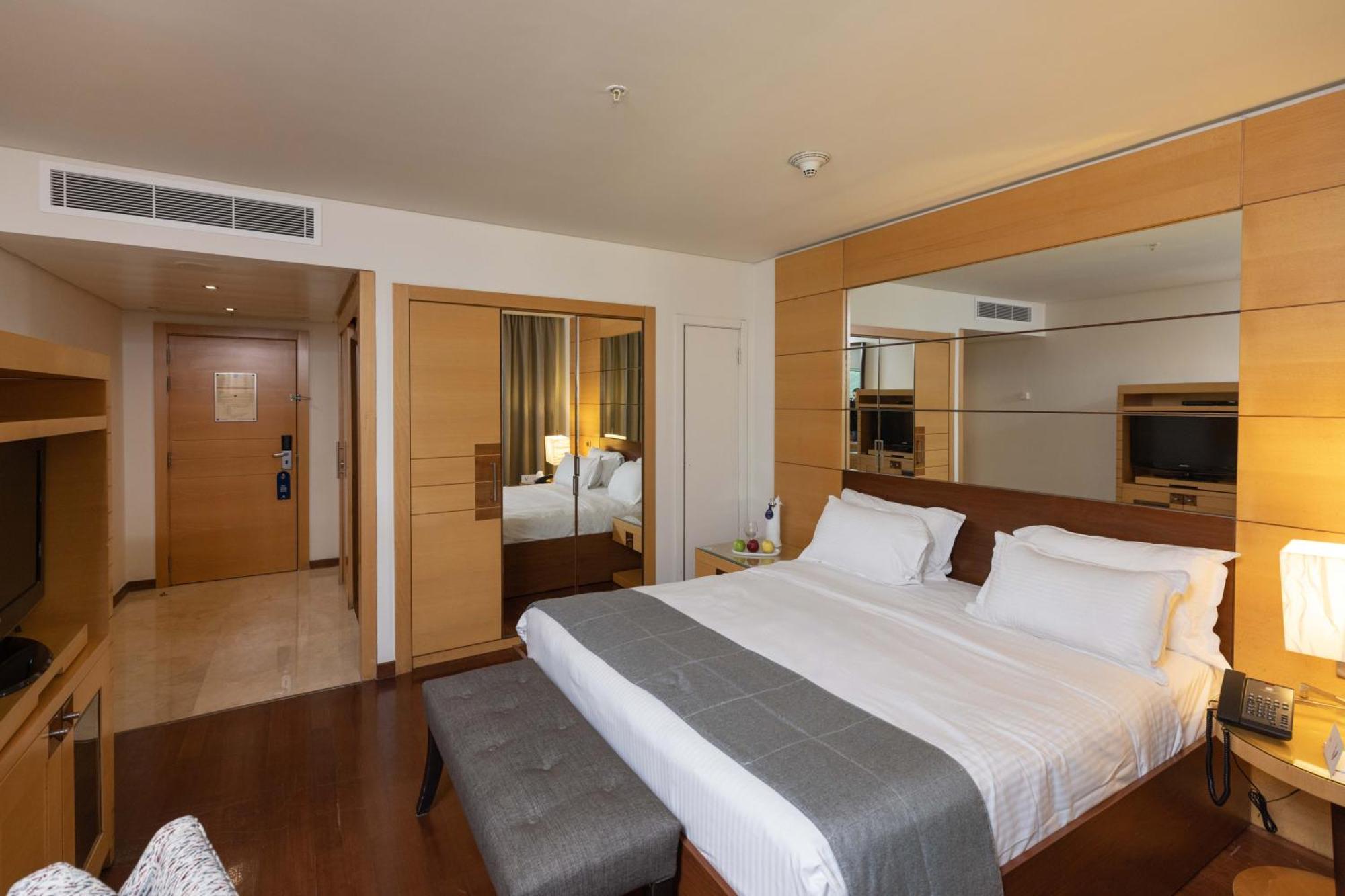Coral And 5* Beyrouth